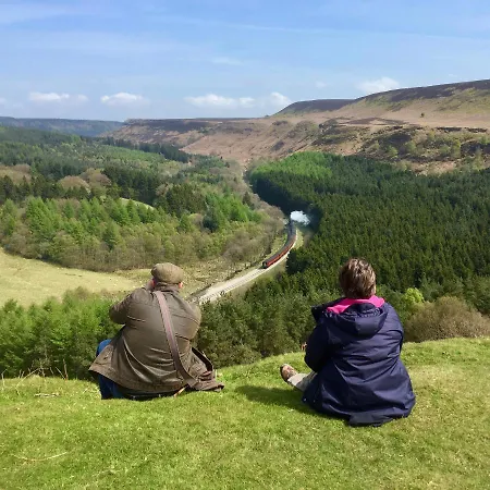 Grove House Levisham * بيكرينغ